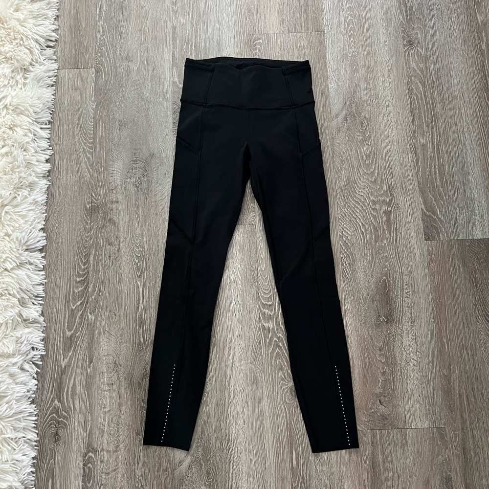 Lululemon Fast & Free 7/8 Tight Nulux 25” - size 4